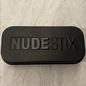 💰 NudeStix
